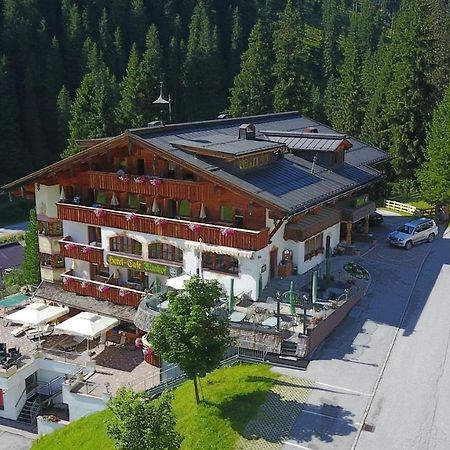 Hotel Almhof Hochfugen Eksteriør bilde