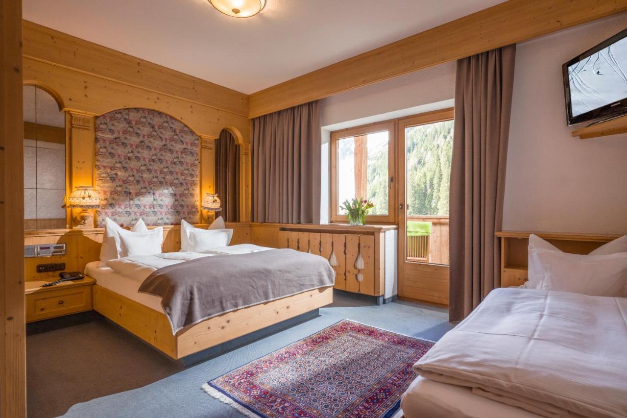 Hotel Almhof Hochfugen Eksteriør bilde