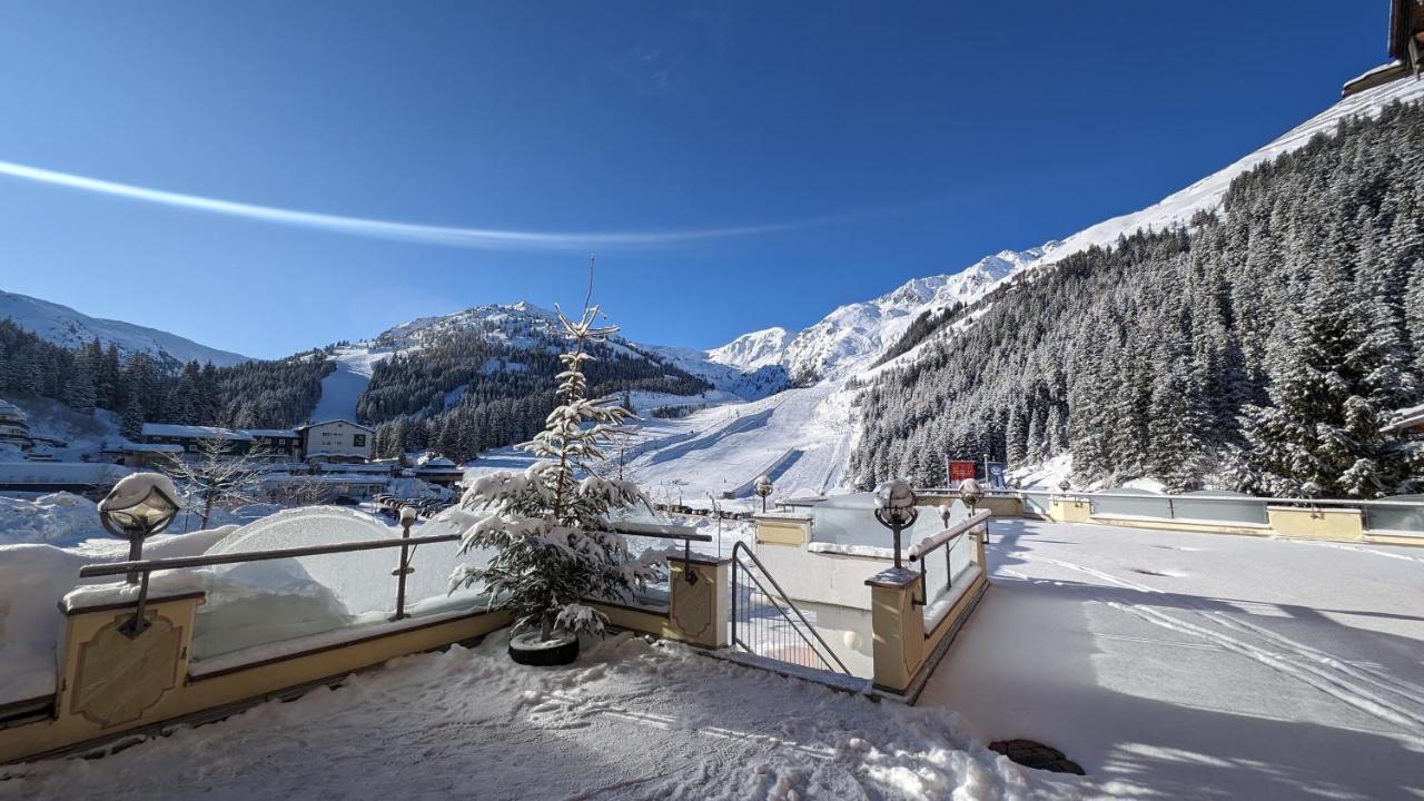 Hotel Almhof Hochfugen Eksteriør bilde